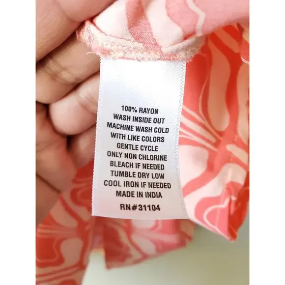 Crown Ivy Women Ruffle Pink Print Sleeveless shirt top L Coastal Casual Preppy - Picture 5 of 9